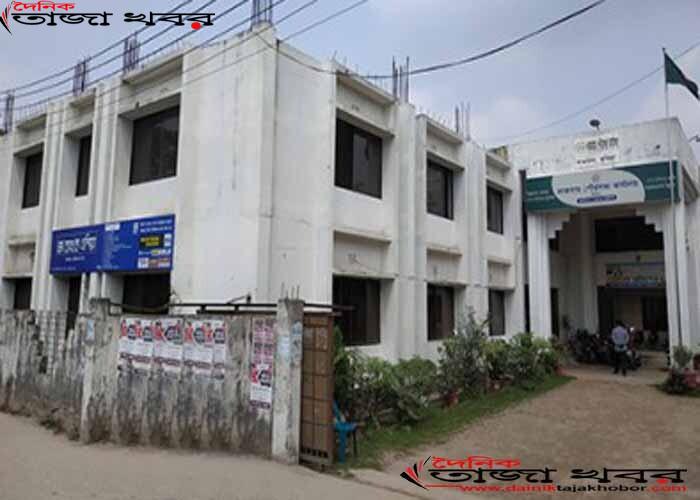 লাকসাম পৌরসভা নির্বাচনে বিনা প্রতিদ্বন্দ্বিতায় আওয়ামী লীগের পূর্ণ প্যানেল বিজয়ীঃ দৈনিক তাজা খবর। 